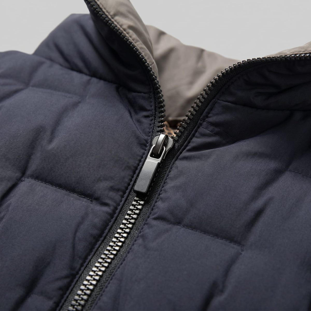 Herren Daunenjacke mit Stehkragen | Viktor_15