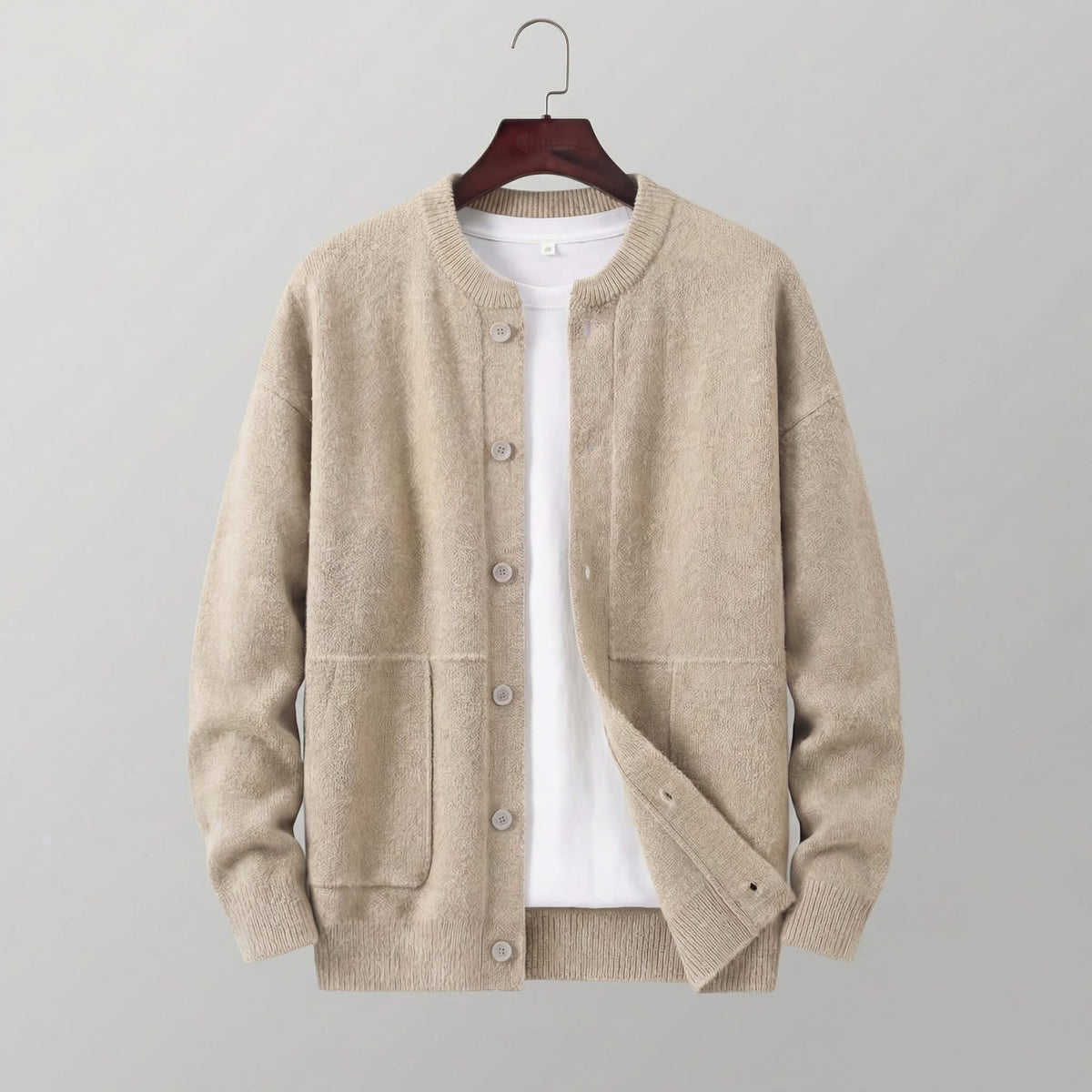 Herren Strickjacke mit Knopfleiste und Rundhals | Dietmar