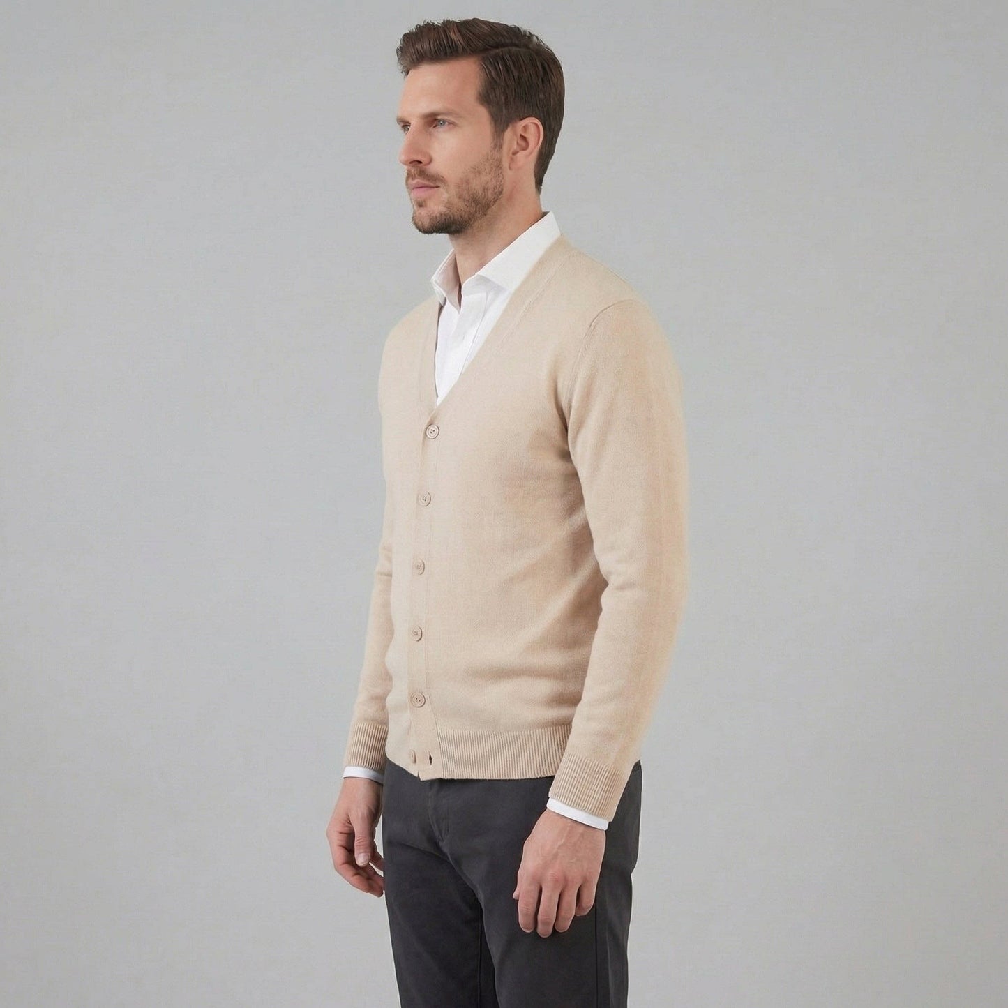 Herren Feinstrickjacke mit V-Ausschnitt | Sebastian_11