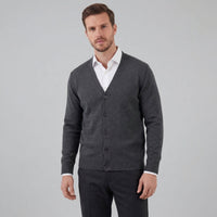 Herren Feinstrickjacke mit V-Ausschnitt | Sebastian