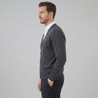 Herren Feinstrickjacke mit V-Ausschnitt | Sebastian