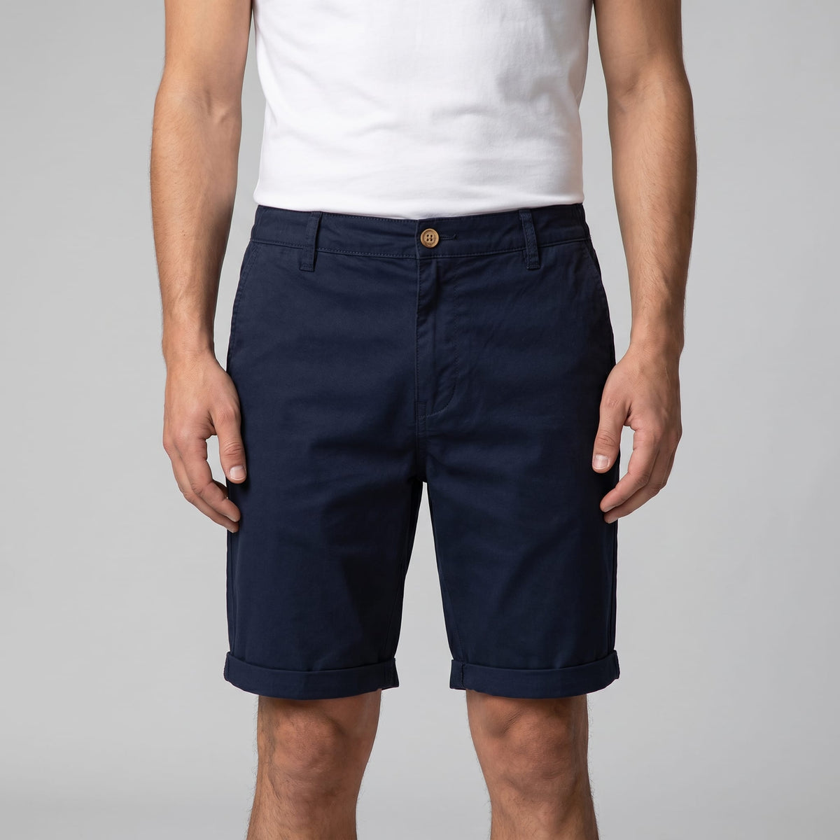 Herren Chinoshorts aus Baumwolle mit Umschlagsaum | Ole