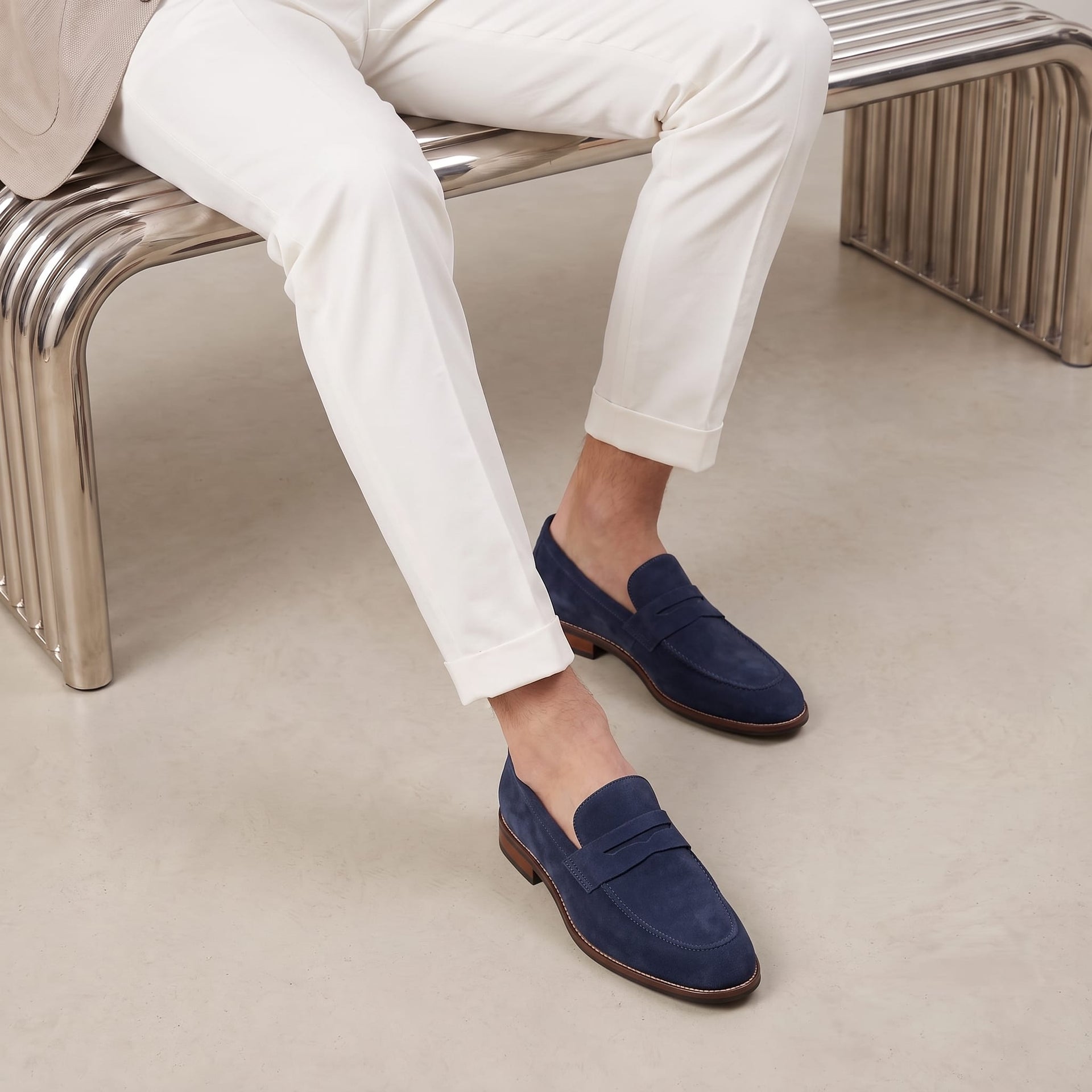 Herren Wildlederloafer mit Pennyriemen | Hasso