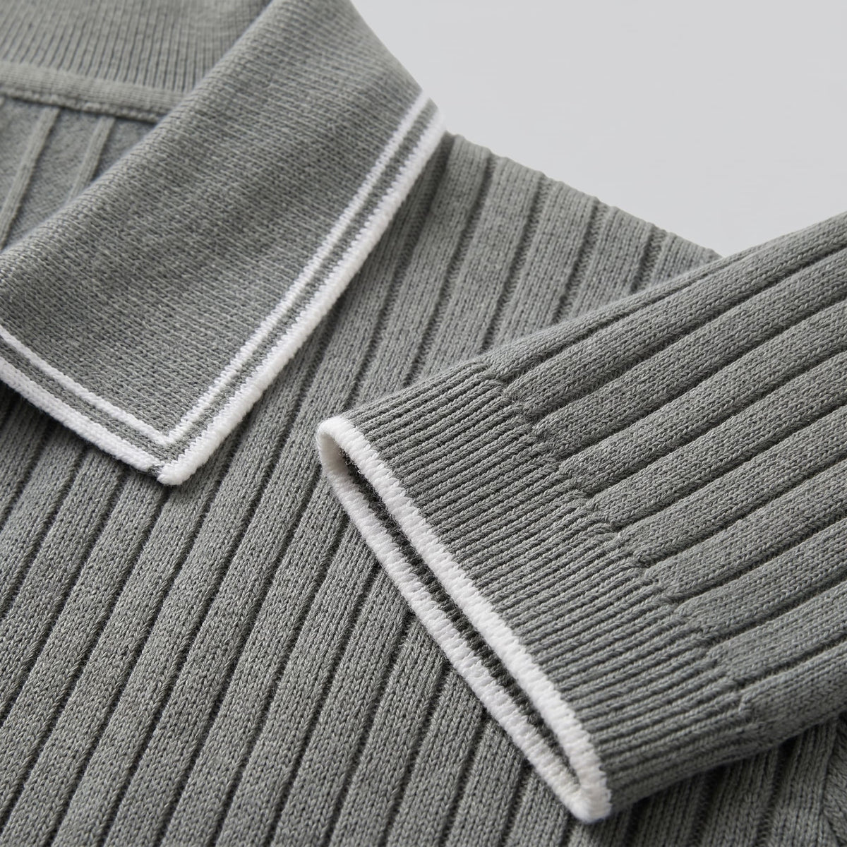 Herren Strickpoloshirt Rippstruktur mit Kontrastpaspel | Emil_24