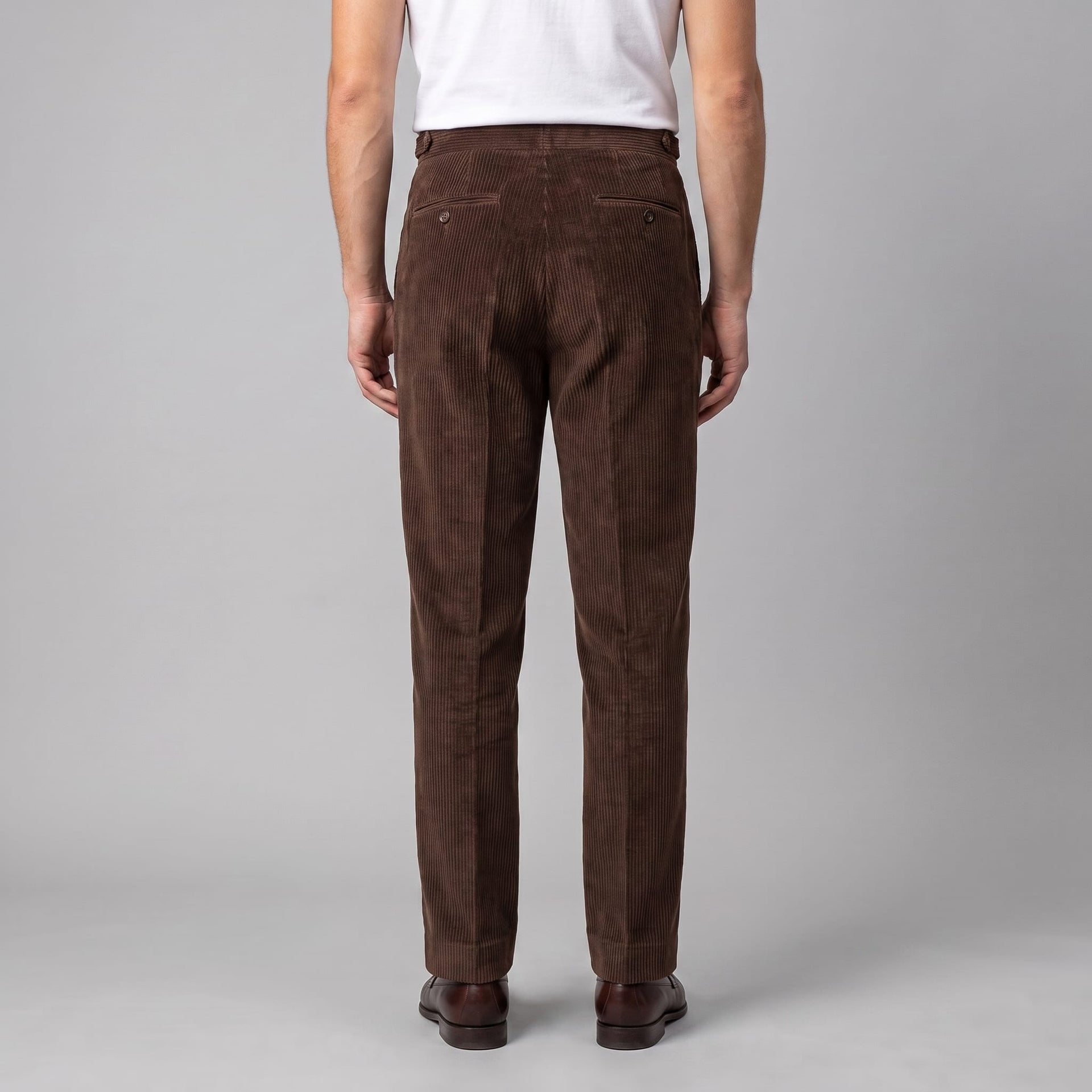 Herren Cordhose mit Bundfalten und Aufschlag | Vitus