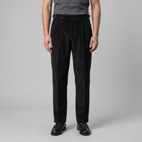 Herren Cordhose mit Bundfalten und Aufschlag | Vitus