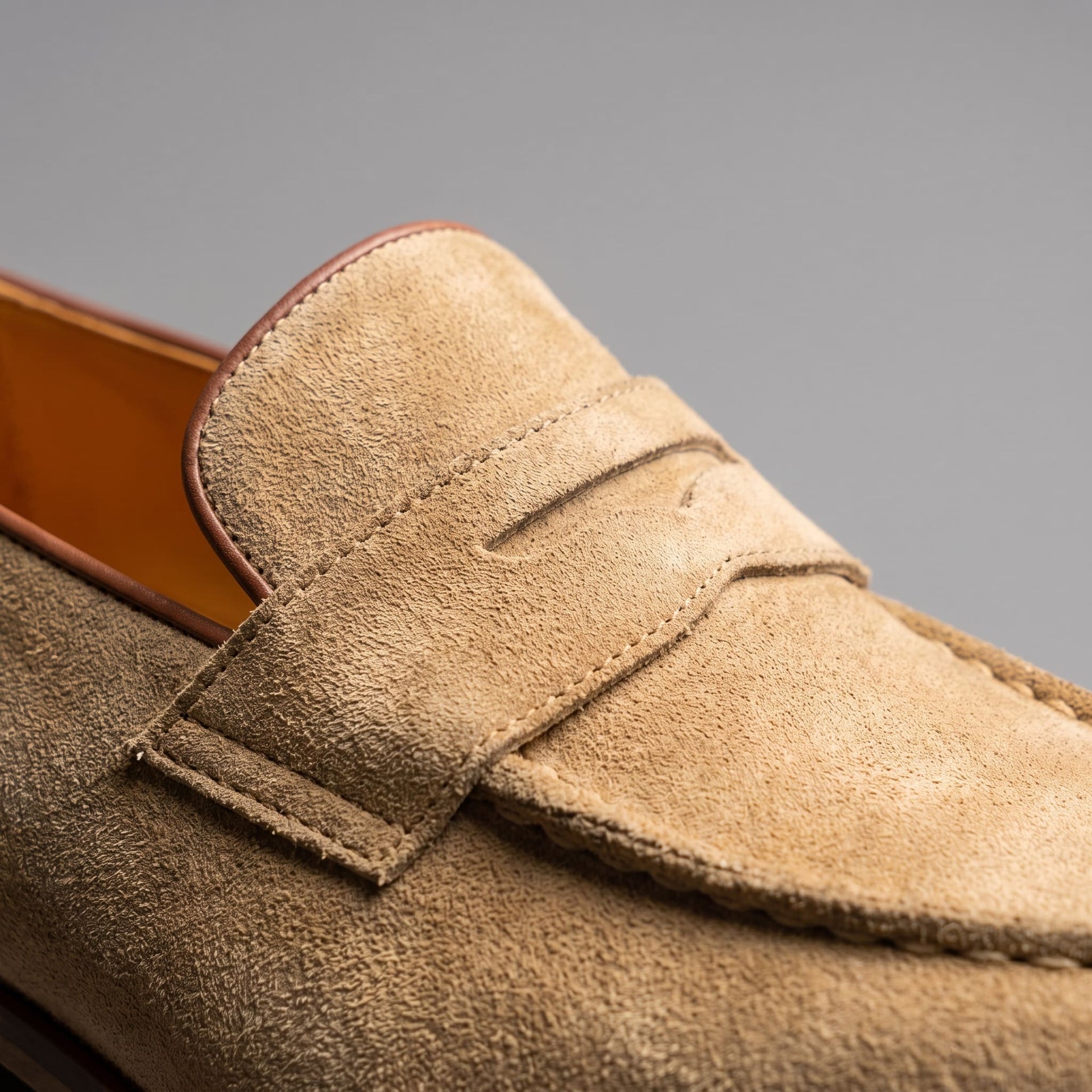 Herren Wildlederloafer mit Pennyriemen und Lederfutter | Hein