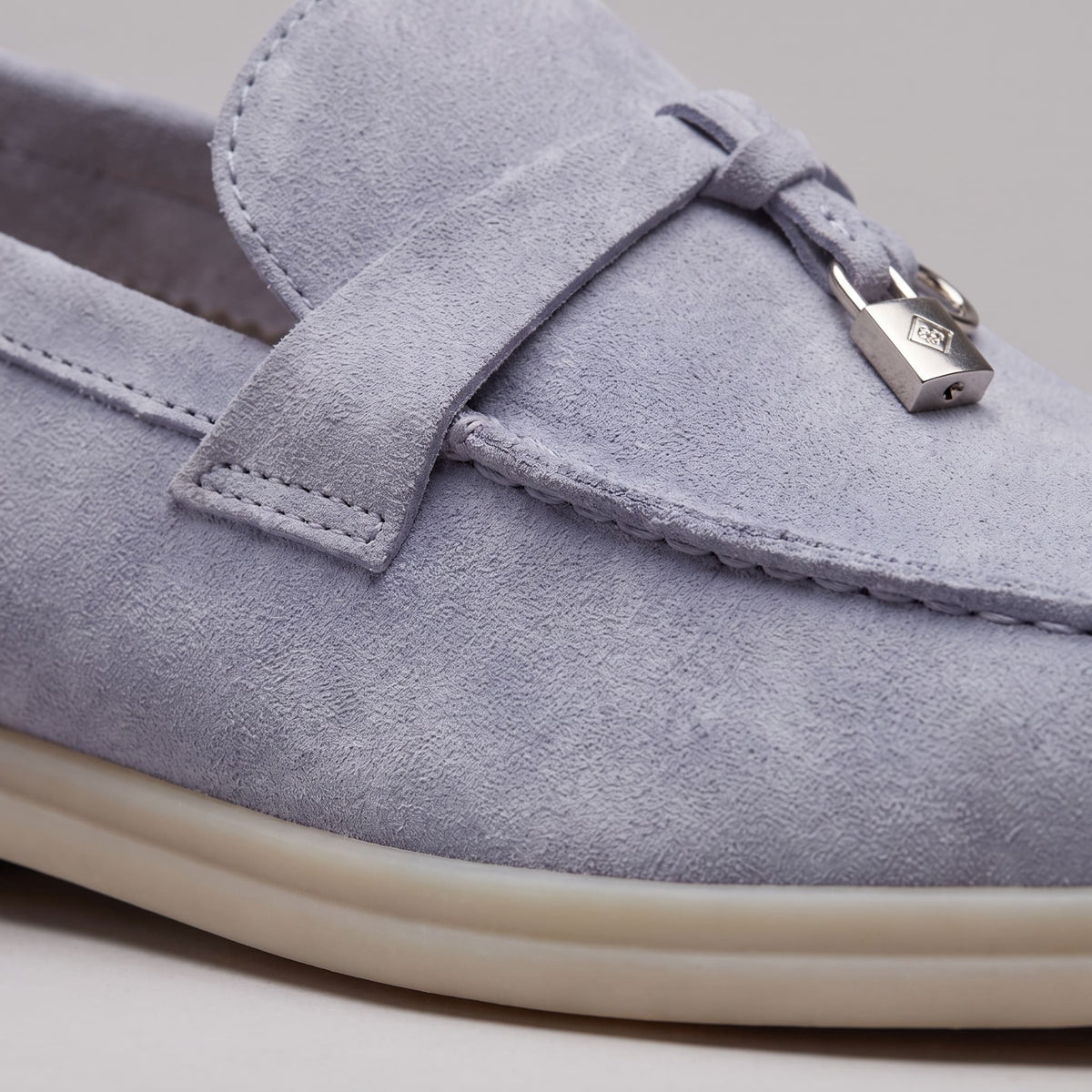 Herren Wildlederloafer mit Zieranhänger | Heiner