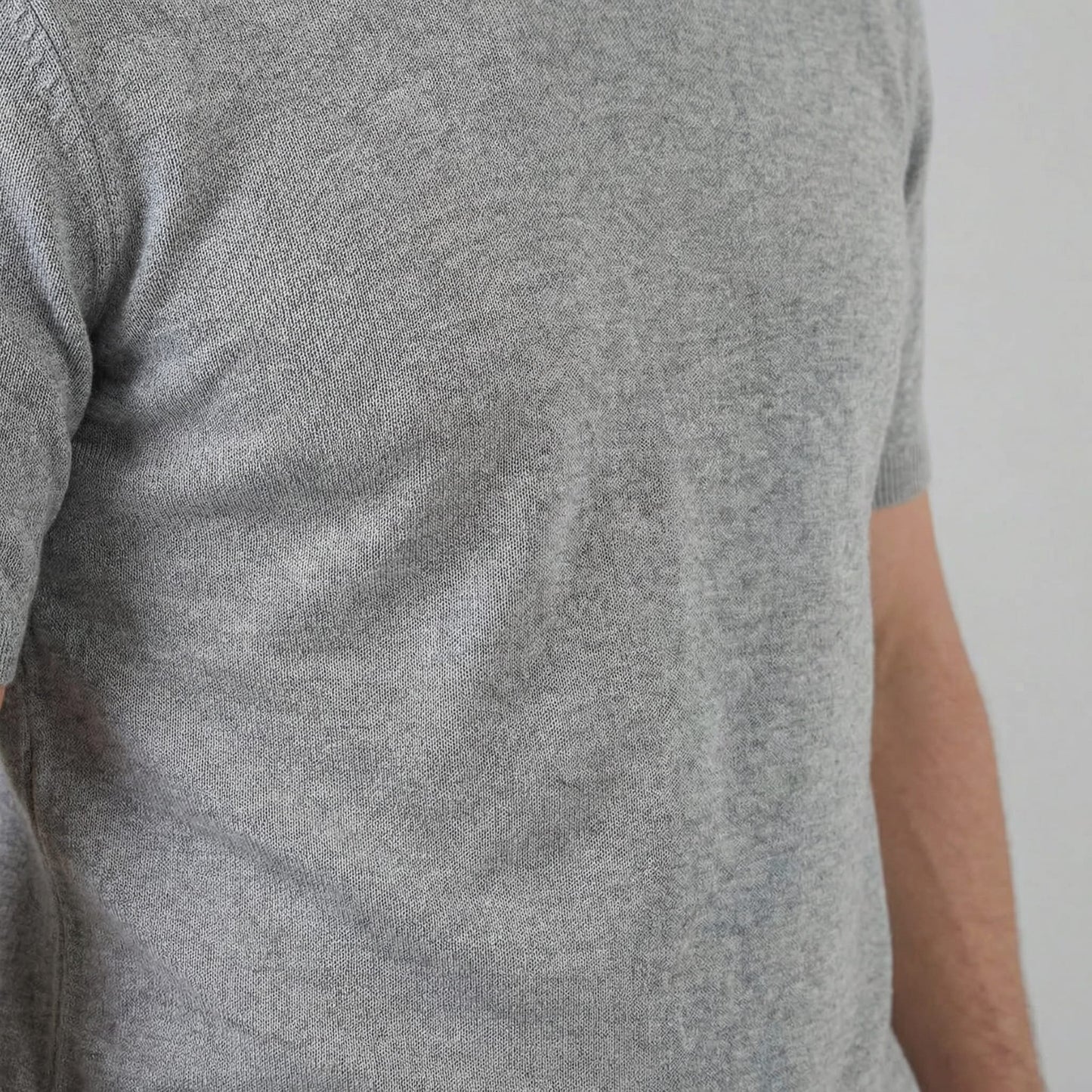 Herren Strickshirt Kurzarm mit Rundhalsausschnitt | Gregor_4