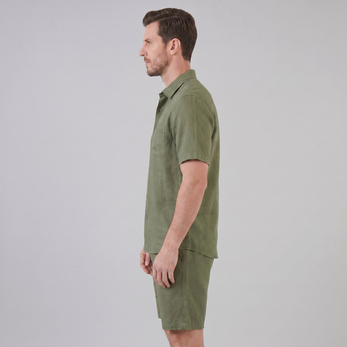 Herren Leinenset mit Kubakragen und Brusttasche | Aribert