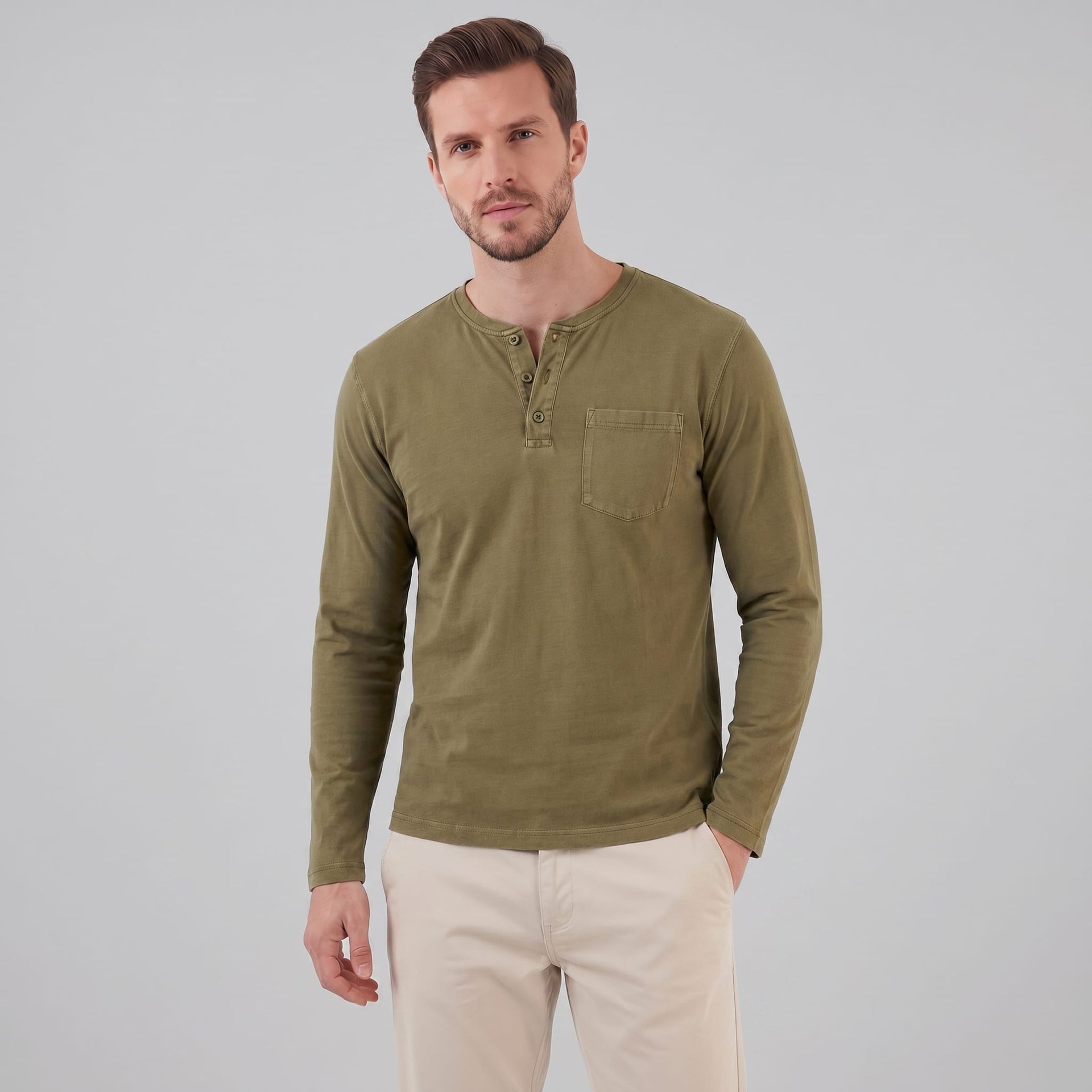 Herren Henleyshirt Langarm mit Brusttasche | Helge