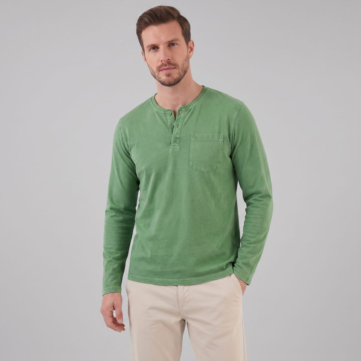 Herren Henleyshirt Langarm mit Brusttasche | Helge