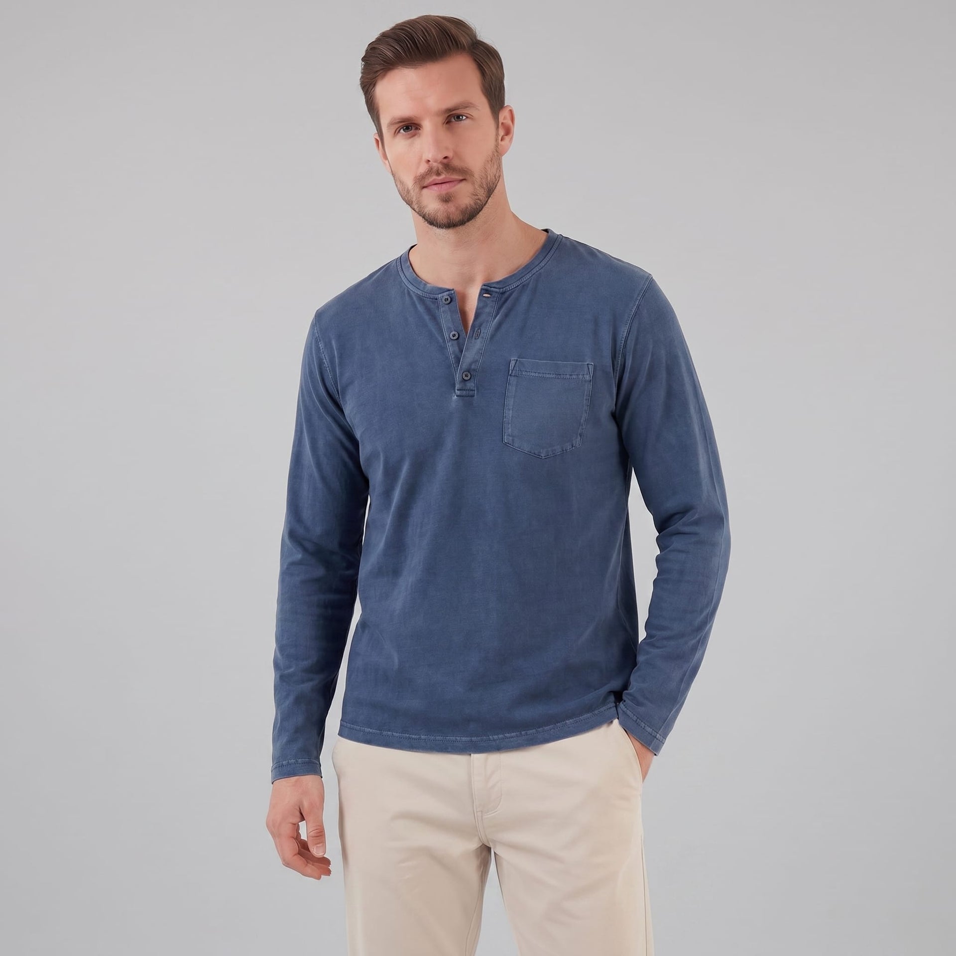 Herren Henleyshirt Langarm mit Brusttasche | Helge