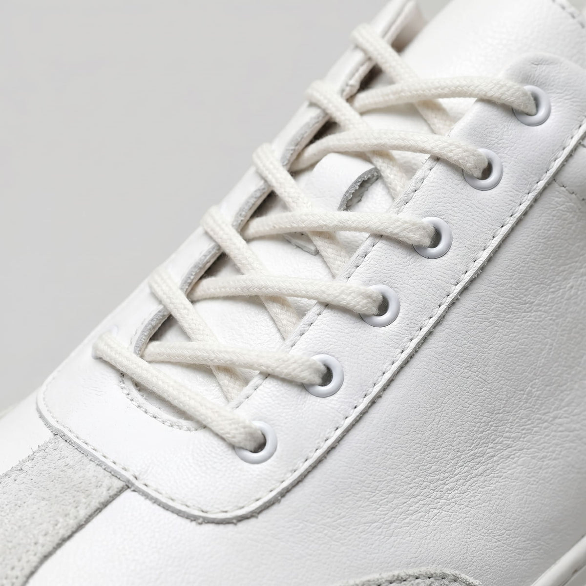 Herren Ledersneaker mit Wildlederkappe | Meinolf