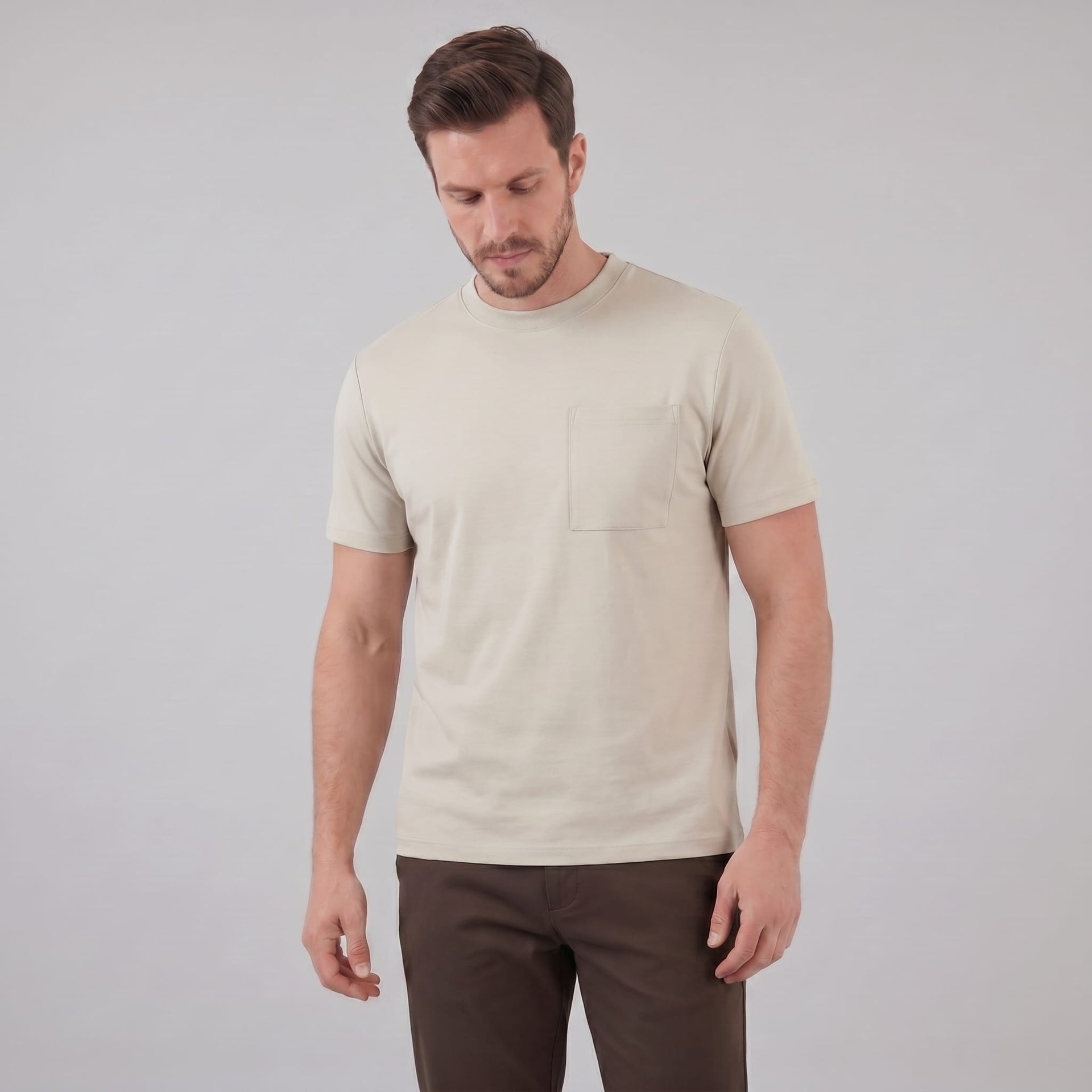 Herren T-Shirt Comfort Fit mit Brusttasche | Helmar