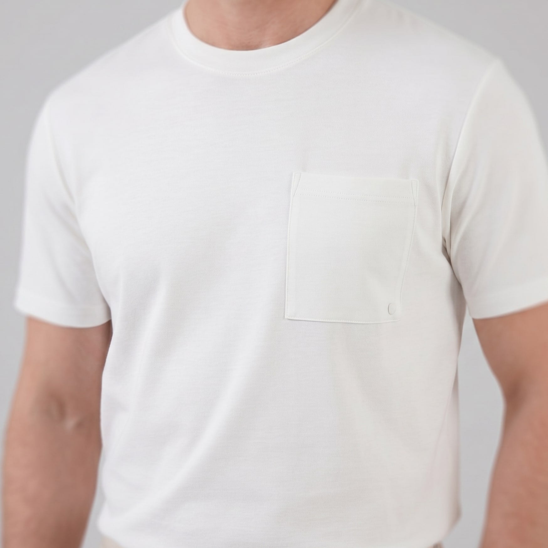 Herren T-Shirt Comfort Fit mit Brusttasche | Helmar