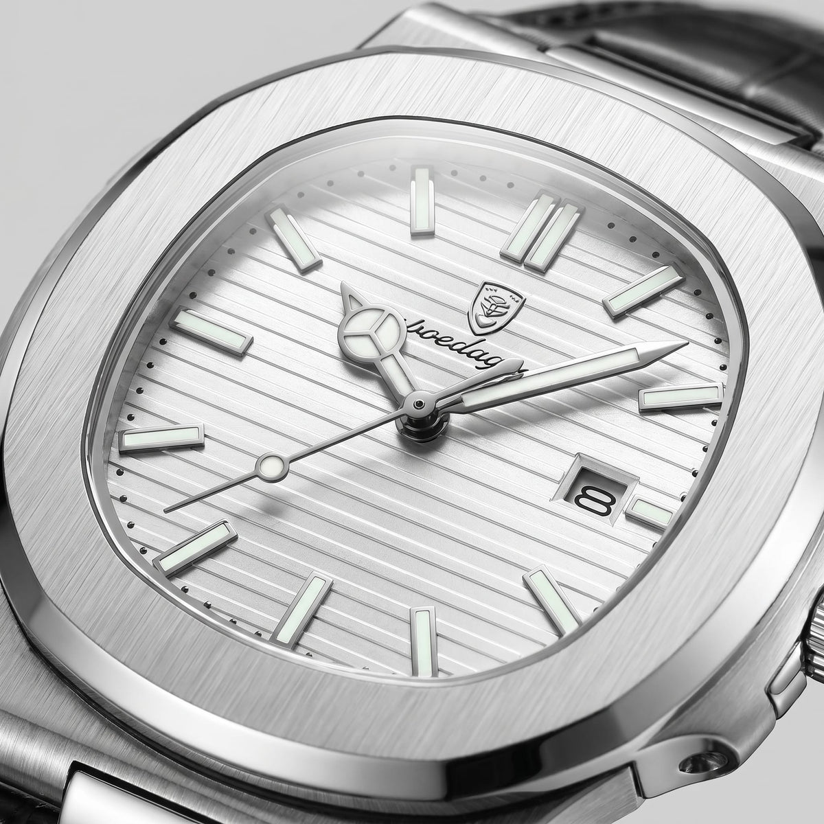 Herren Armbanduhr mit Datumsanzeige und Lederarmband | Remigius
