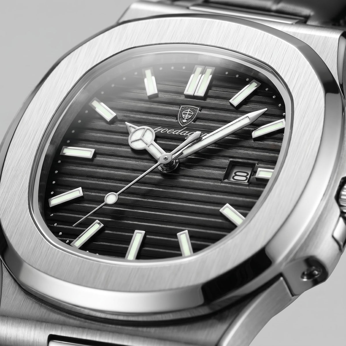 Herren Armbanduhr mit Datumsanzeige und Lederarmband | Remigius_9