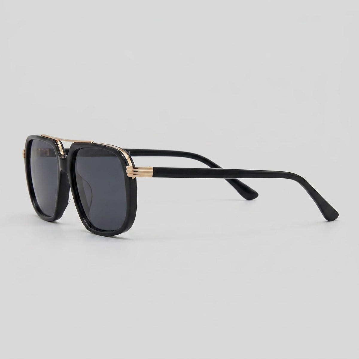 Herren Sonnenbrille eckig mit goldenem Doppelsteg | Hartmut_2