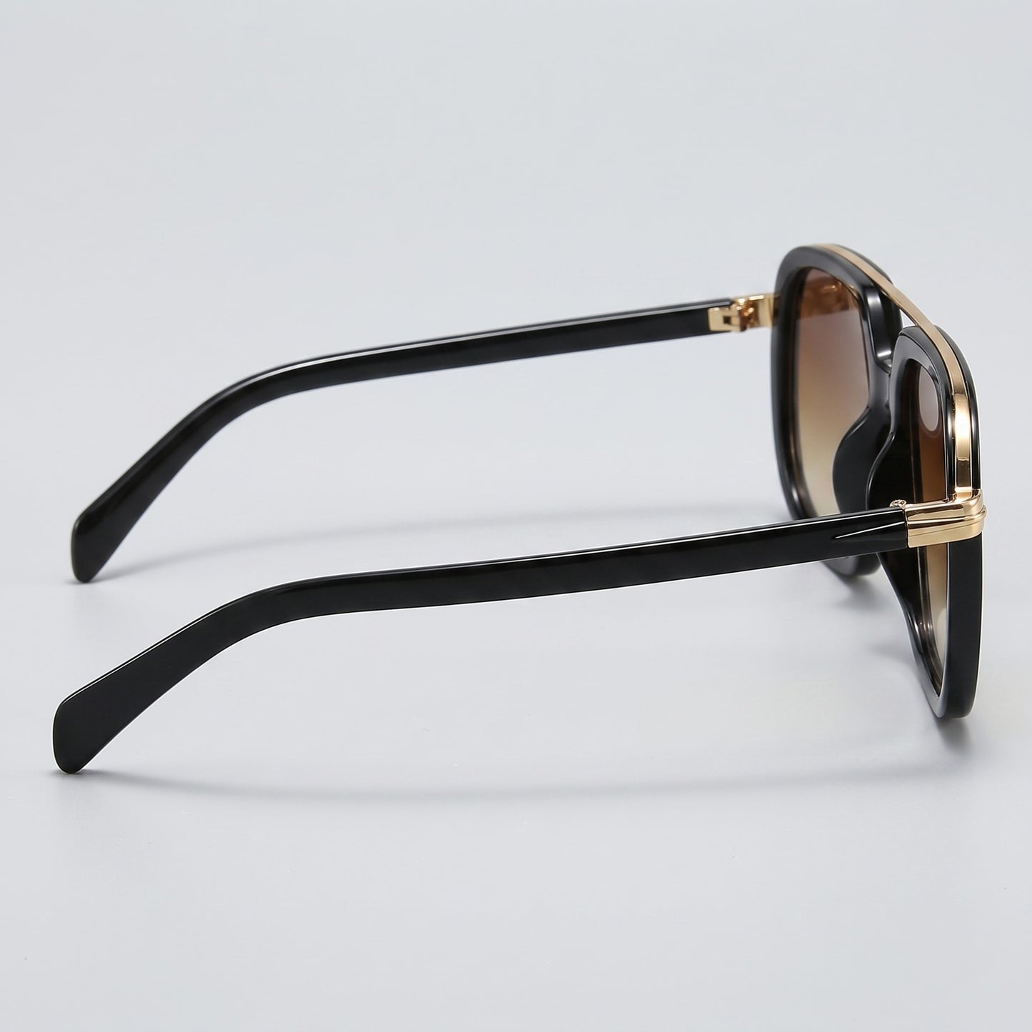 Herren Sonnenbrille eckig mit goldenem Doppelsteg | Hartmut_22