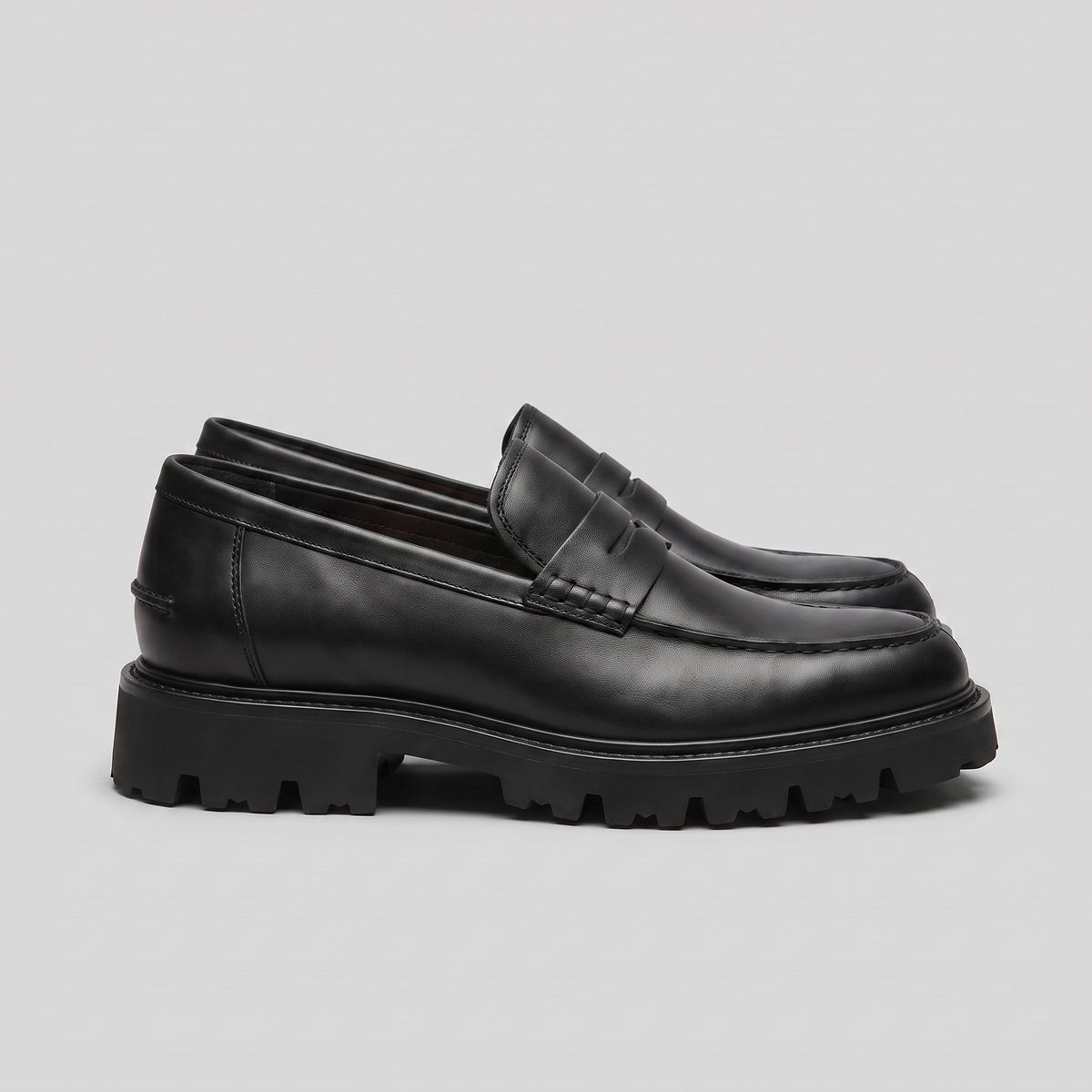 Herren Wildleder-Penny-Loafer mit Profilsohle | Daniel