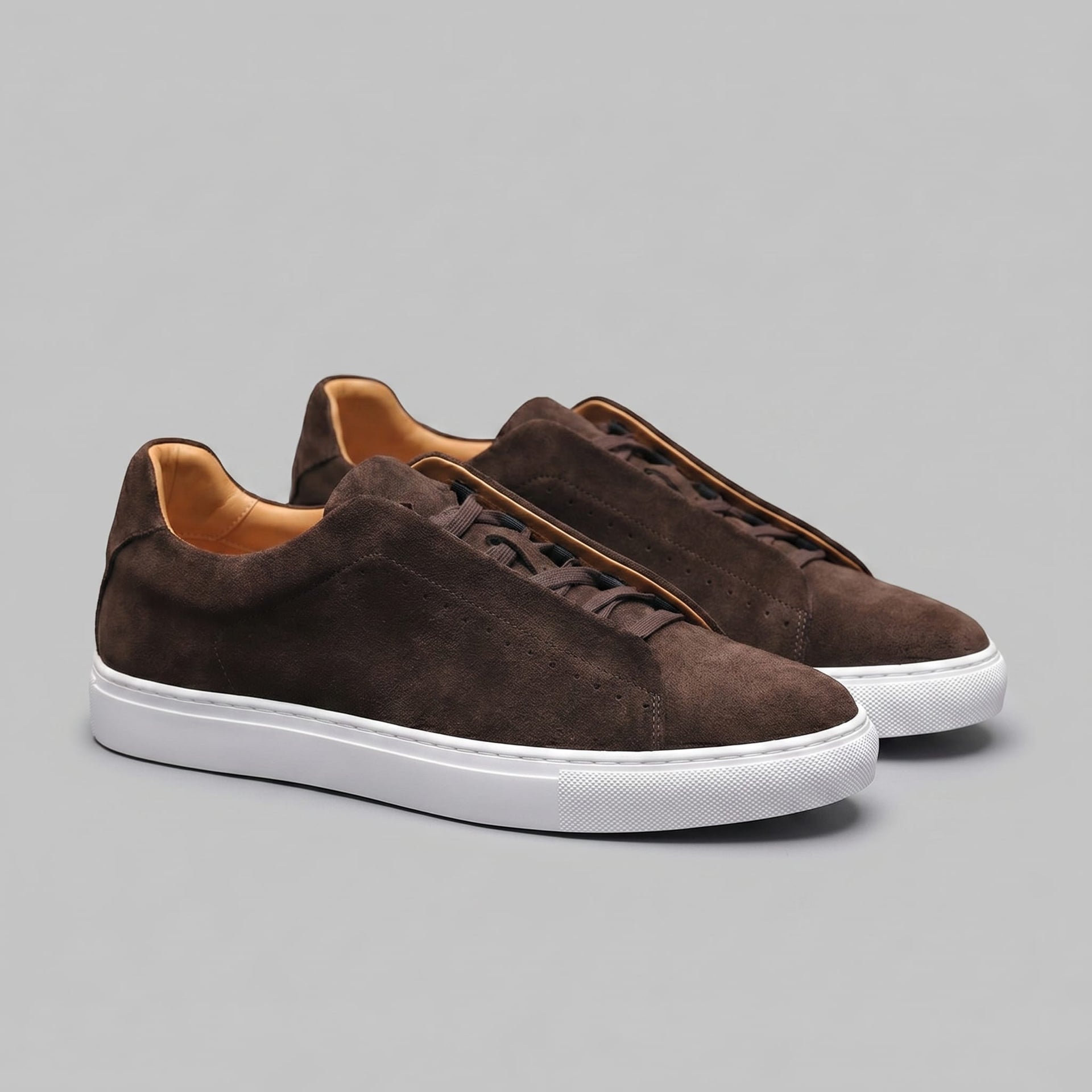 Herren Wildleder-Sneaker mit Perforation | Gerold