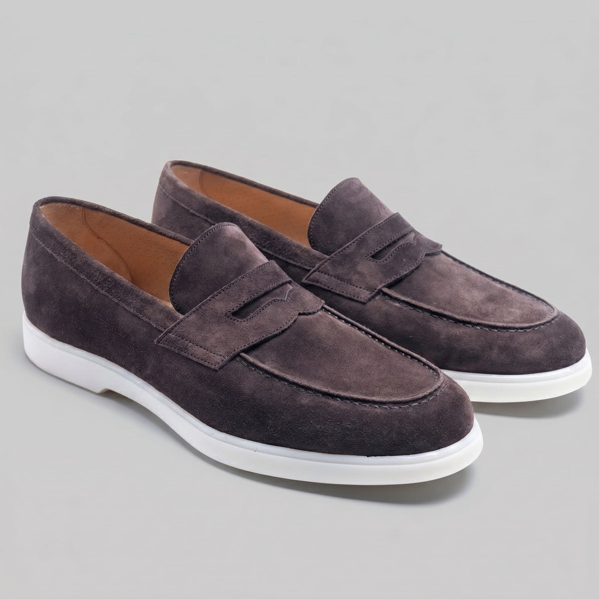 Herren Wildleder-Loafer mit weißer Sohle | Egbert_6