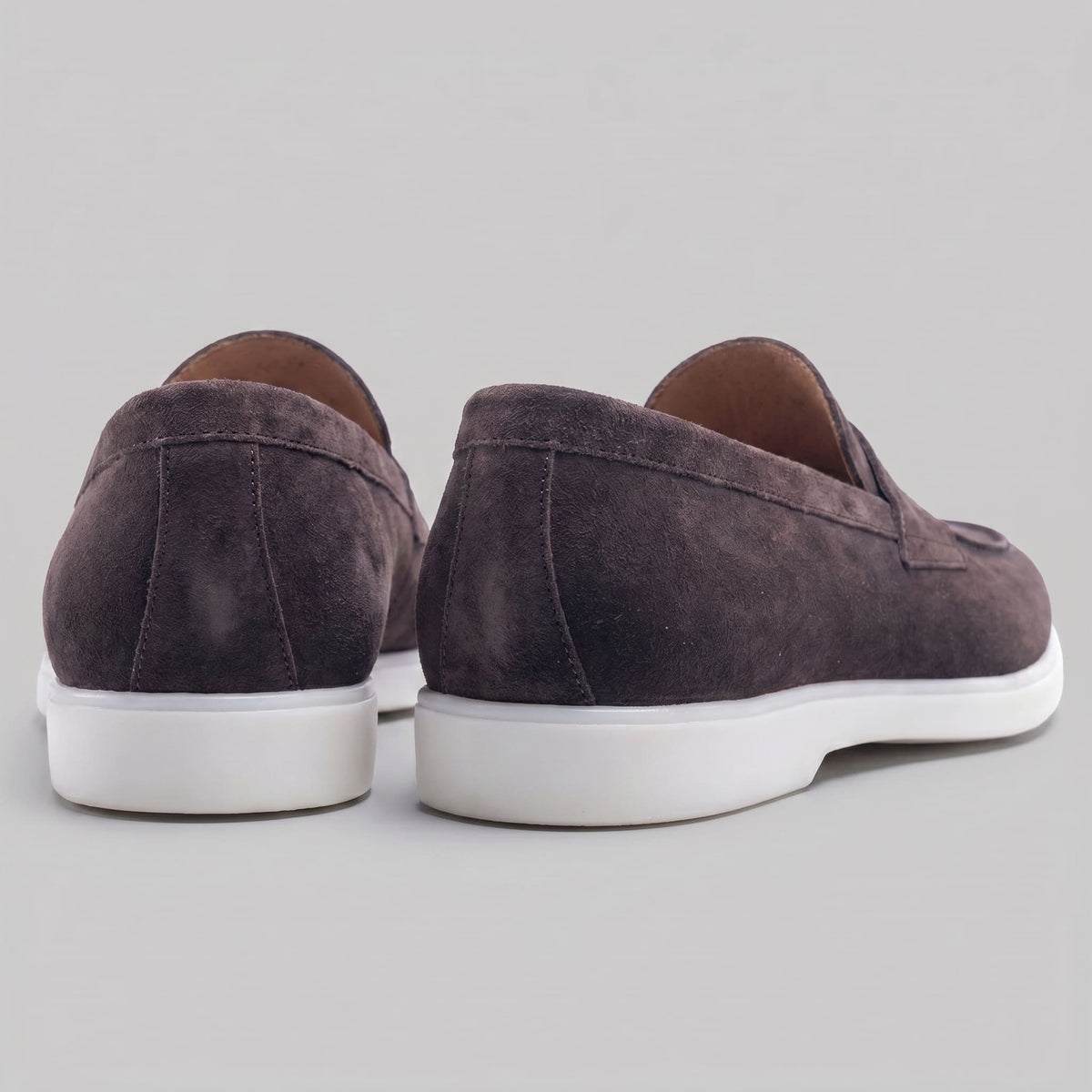 Herren Wildleder-Loafer mit weißer Sohle | Egbert_8