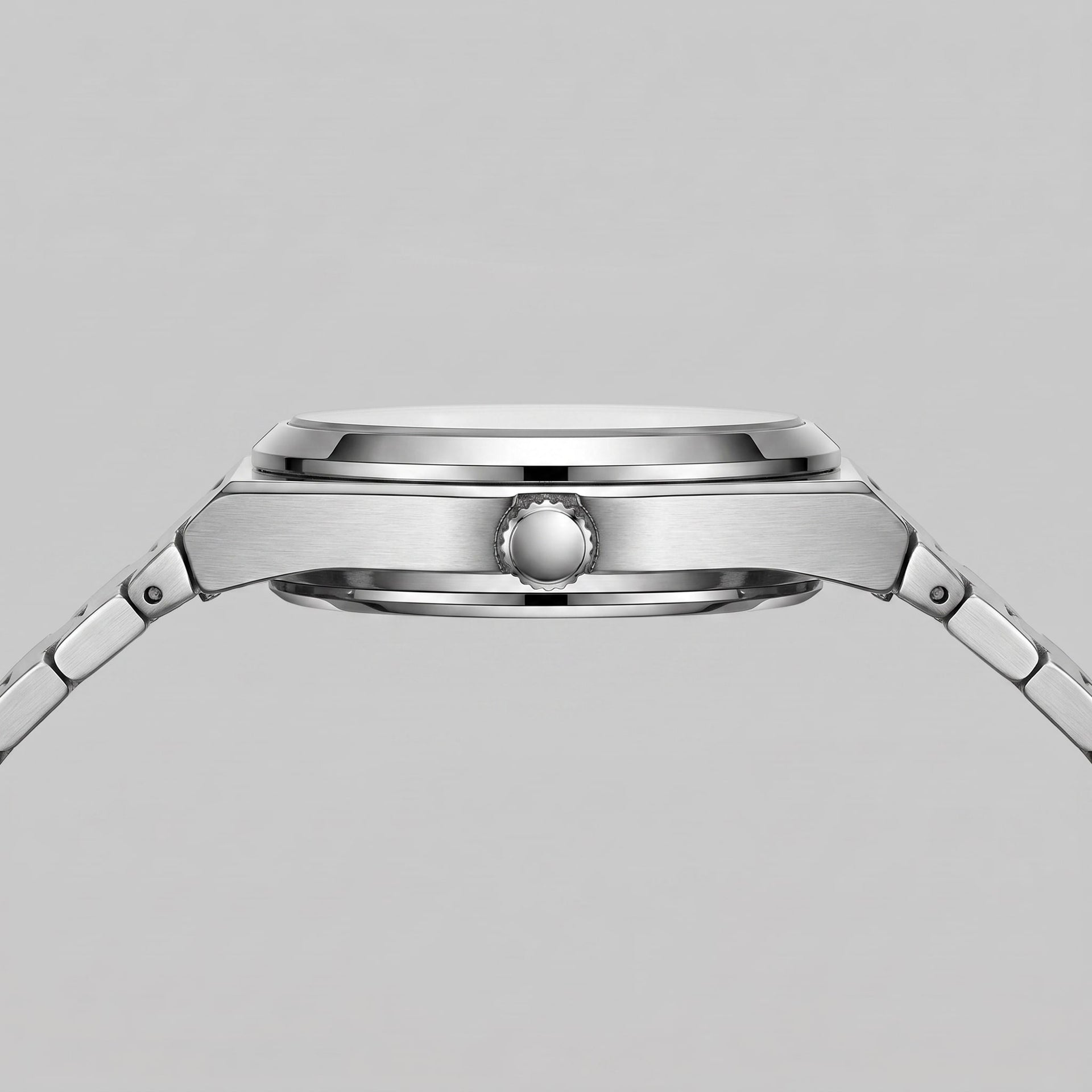 Herren Armbanduhr mit Edelstahlarmband und Tag-Datum-Anzeige | Heiner