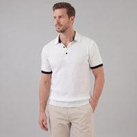 Herren Strickpolo mit Rautenmuster und Kontrastdetails | Peter