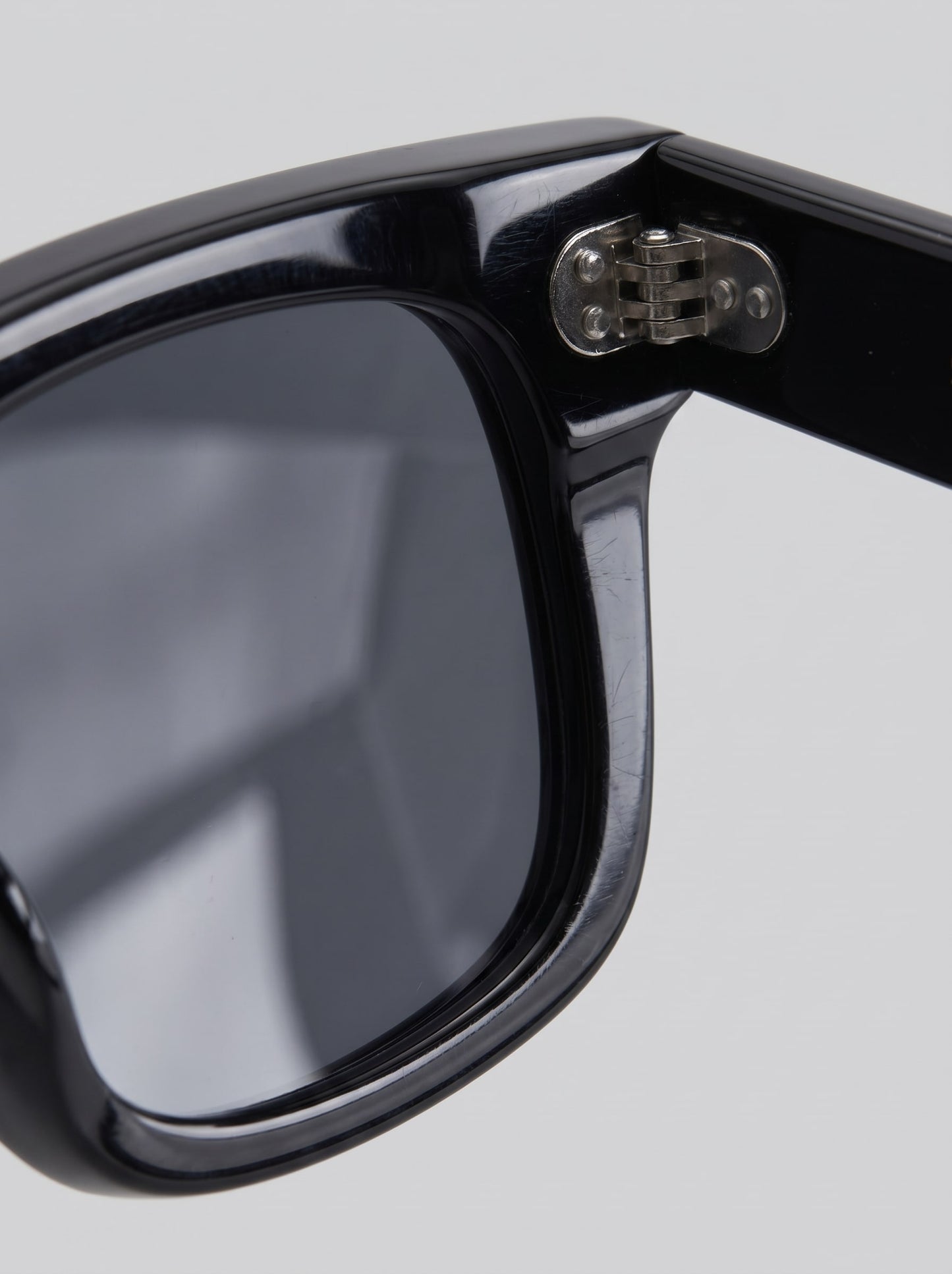 Herren Sonnenbrille eckig mit dunklen Gläsern | Hasso_6