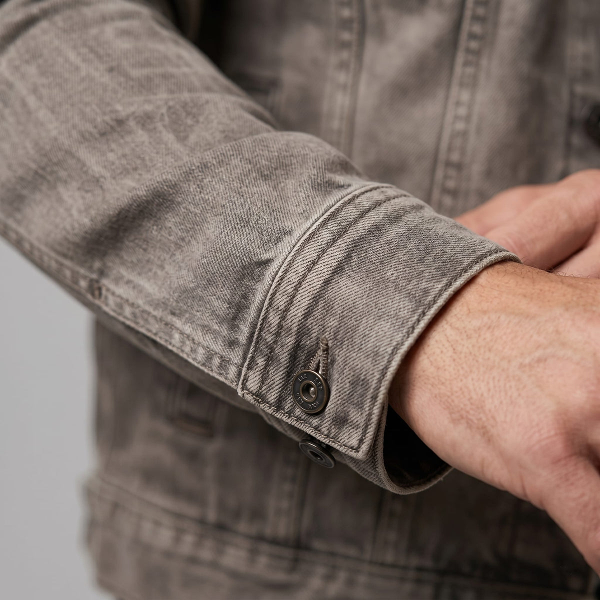 Herren Jeansjacke im Used-Look | Alfred_5