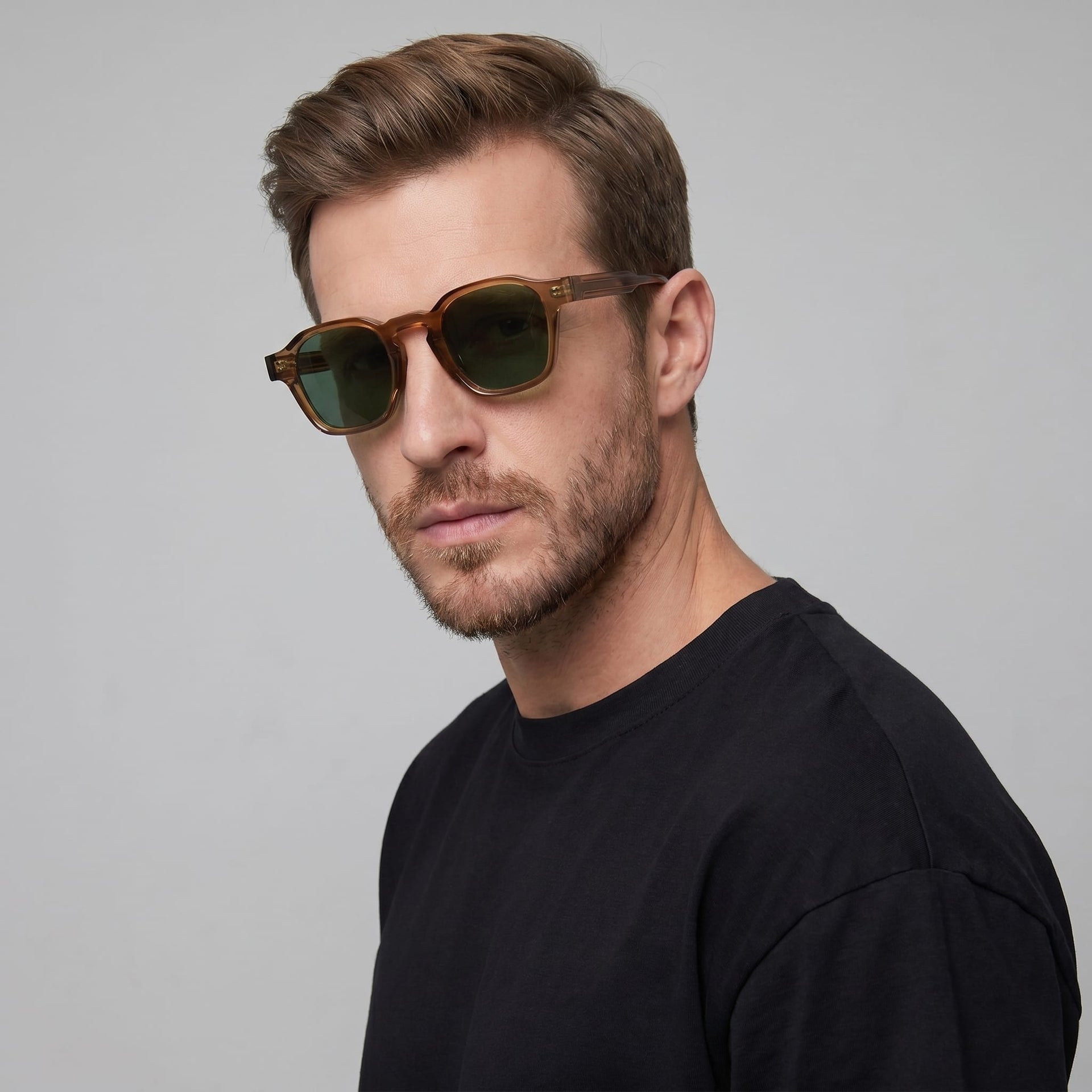 Herren Sonnenbrille eckig mit getönten Gläsern | Heimo