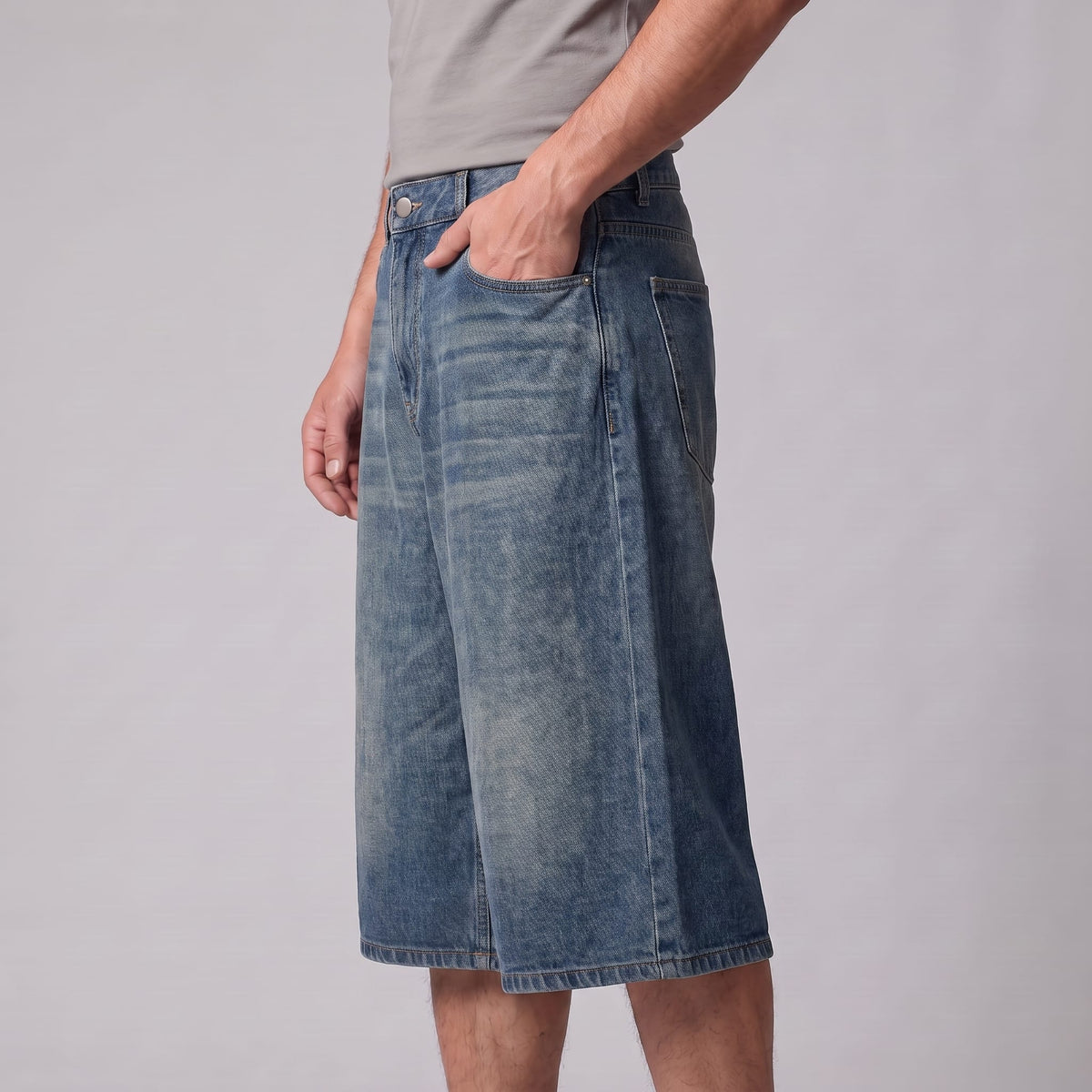 Herren Jeansshorts mit weitem Bein und Fünf-Taschen-Schnitt | Diethelm